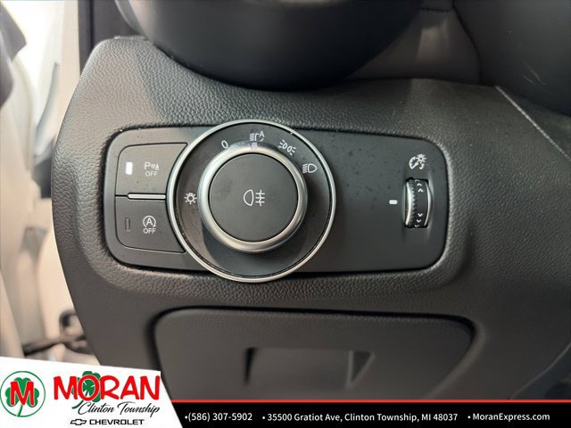 Used 2024 Alfa Romeo Giulia Ti RWD image 18