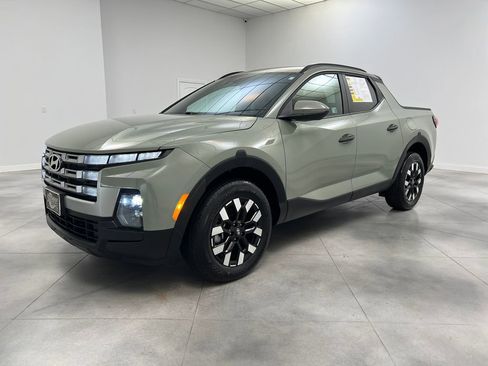 Used 2025 Hyundai Santa Cruz SEL FWD image 3