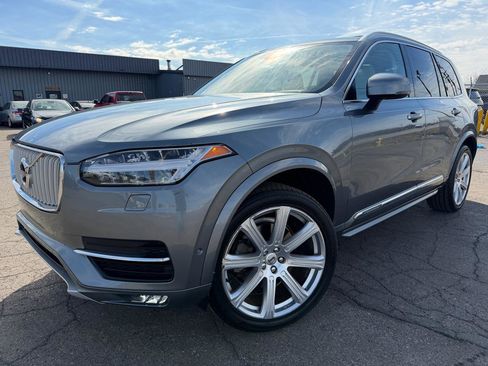 Used 2018 Volvo XC90 T6 Inscription w/ Convenience Package image 3