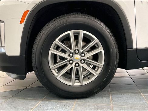 Used 2023 Chevrolet Traverse LT w/ LPO, Floor Liner Package AWD/4WD image 7