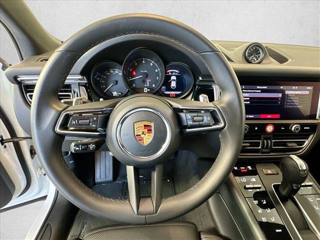 Certified 2026 Porsche Macan AWD/4WD image 14