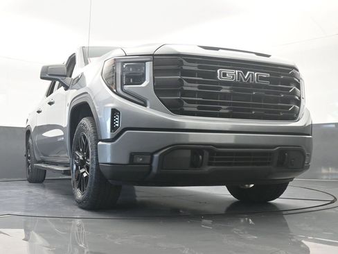 Used 2023 GMC Sierra 1500 Elevation w/ LPO, Elevation Black Package image 70