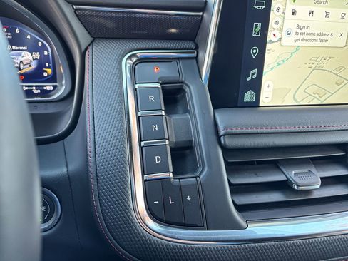 Used 2023 Chevrolet Tahoe RST w/ Luxury Package image 38