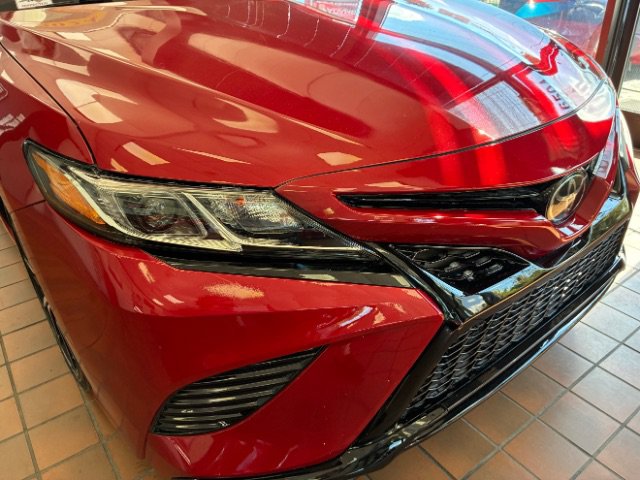 Used 2024 Toyota Camry SE FWD image 2
