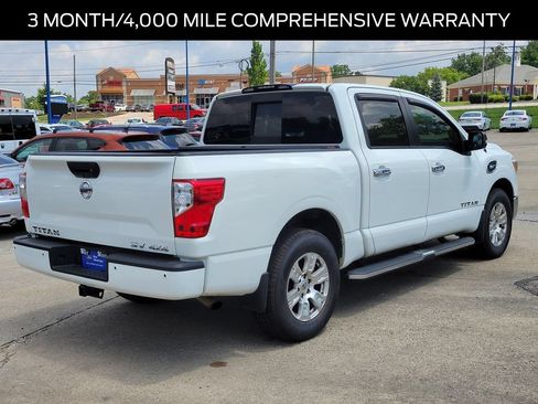 Used 2017 Nissan Titan SV AWD/4WD image 4