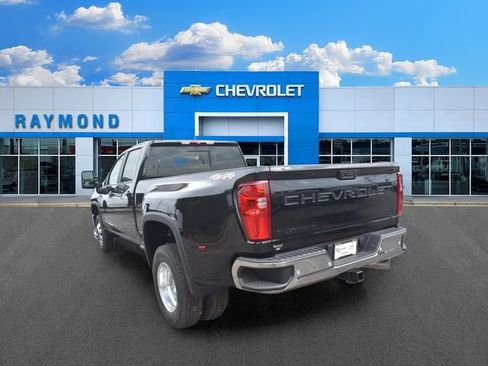 New 2026 Chevrolet Silverado 3500 LT w/ All Star Edition AWD/4WD image 6