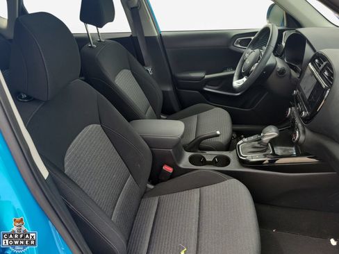 Used 2023 Kia Soul EX FWD image 28