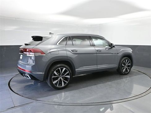 New 2026 Volkswagen Atlas Cross Sport SEL Premium R-Line image 15