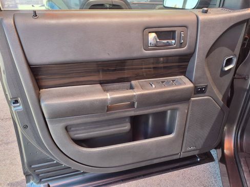 Used 2015 Ford Flex SEL w/ Equipment Group 202A FWD image 16