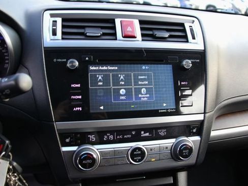 Used 2016 Subaru Outback 2.5i Limited image 21