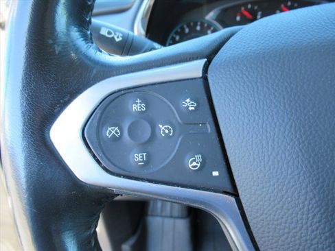 Certified 2021 Chevrolet Traverse LT w/ LT Premium Package image 24