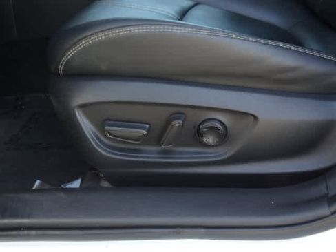 Used 2021 Toyota Corolla XLE image 17