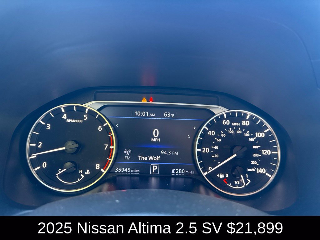 Used 2025 Nissan Altima 2.5 SV FWD image 25