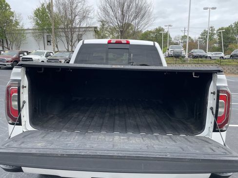 Used 2018 GMC Sierra 1500 Denali w/ Denali Ultimate Package image 10