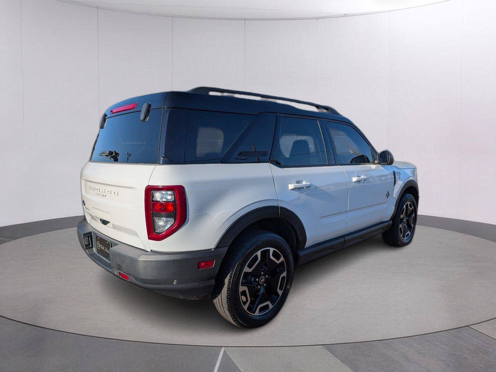 Used 2024 Ford Bronco Sport Outer Banks w/ Tech Package AWD/4WD image 7