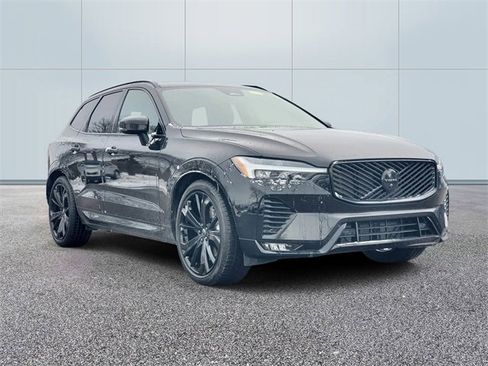New 2026 Volvo XC60 B5 Ultra w/ Protection Package Premier image 3