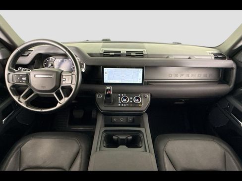 Used 2023 Land Rover Defender 110 X-Dynamic SE AWD/4WD image 9