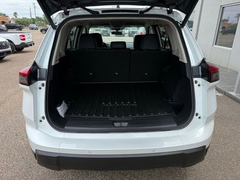 New 2026 Nissan Rogue SV AWD/4WD image 25
