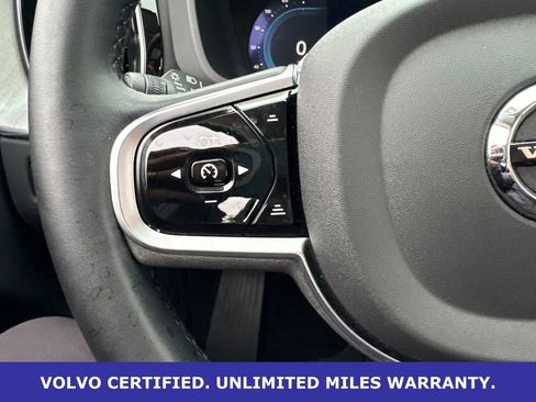 Certified 2025 Volvo XC60 B5 Plus AWD/4WD image 22