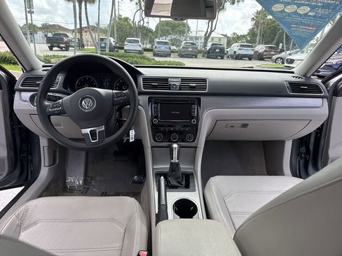 Used 2014 Volkswagen Passat 1.8T SE FWD image 36