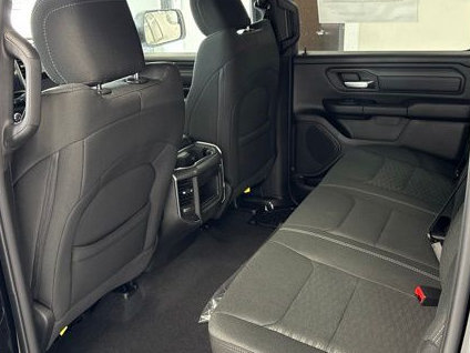 New 2026 RAM 1500 Express AWD/4WD image 17