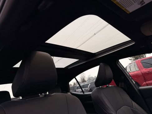 Used 2025 Toyota Camry XSE image 28