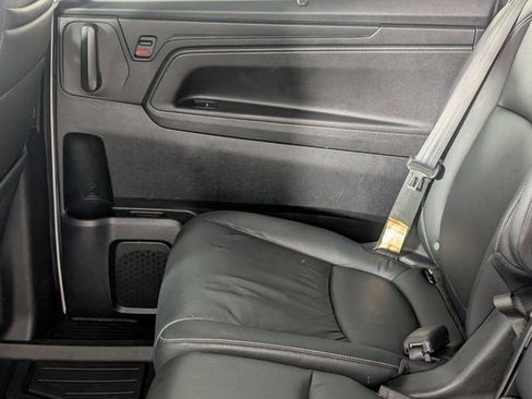 Used 2023 Honda Odyssey Touring image 30