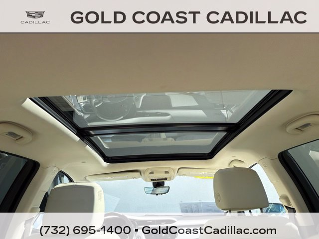 Used 2023 Cadillac XT5 Premium Luxury w/ Technology Package AWD/4WD image 11