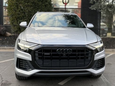 Used 2021 Audi Q8 Premium image 3