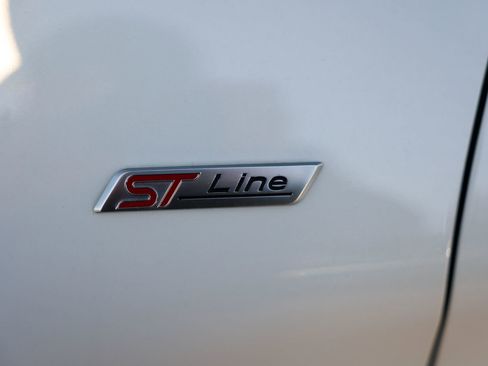 Certified 2022 Ford Explorer ST-Line w/ Class IV Trailer Tow Package AWD/4WD image 31