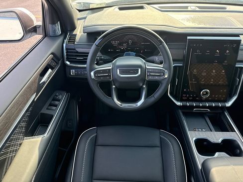 New 2026 GMC Acadia Denali w/ Super Cruise Package AWD/4WD image 28