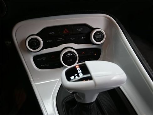 Used 2019 Dodge Challenger R/T w/ Plus Package image 14