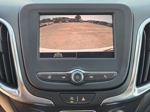 Used 2024 Chevrolet Equinox LT w/ LPO, Floor Liner Package FWD image 17