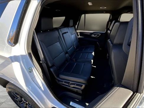 Used 2024 Chevrolet Tahoe LT image 17