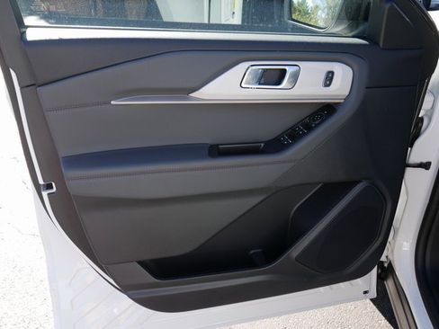 New 2026 Ford Explorer Active image 15