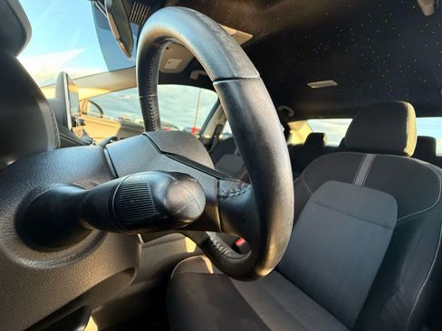 Used 2020 Nissan Sentra SV image 19