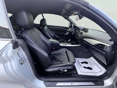 Used 2016 BMW M235i xDrive Convertible AWD/4WD image 23