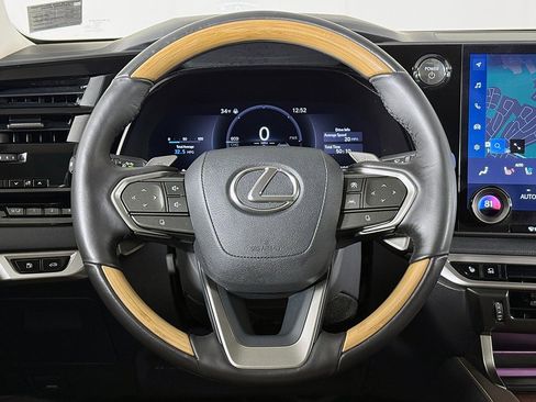 Used 2025 Lexus RX 450h AWD w/ Luxury Package image 41