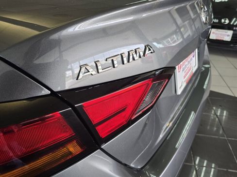 Used 2020 Nissan Altima 2.5 S FWD image 24