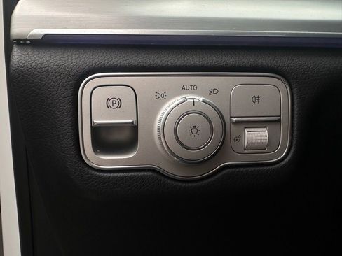 Used 2024 Mercedes-Benz GLE 350 4MATIC image 19