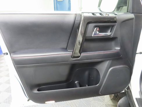 Used 2021 Toyota 4Runner Venture image 54