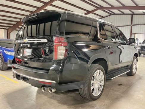 Used 2022 Chevrolet Tahoe High Country image 2