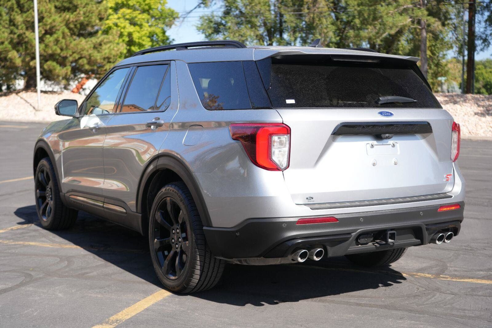 Used 2021 Ford Explorer ST w/ Equipment Group 401A AWD/4WD image 3