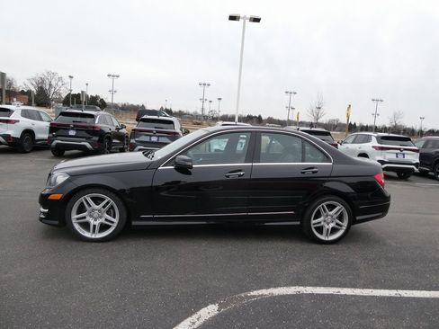 Used 2012 Mercedes-Benz C 300 4MATIC Sedan image 34