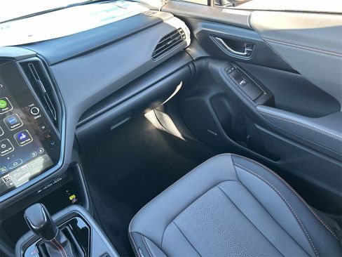 New 2025 Subaru Crosstrek 2.5i Limited image 12