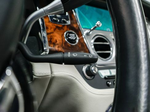 Used 2015 Rolls-Royce Ghost image 49