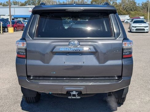 Used 2019 Toyota 4Runner SR5 image 6
