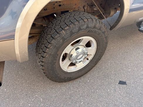 Used 2006 Ford F250 Lariat AWD/4WD image 14