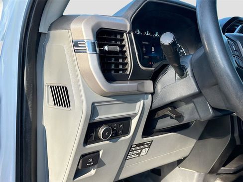 Used 2022 Ford F150 XL w/ Trailer Tow Package image 10