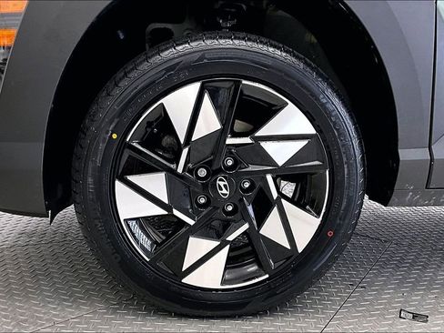 Certified 2024 Hyundai Kona SEL image 8